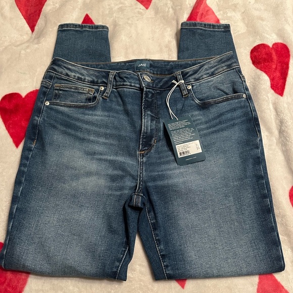 NWT JAG JEANS
Forever Stretch High Rise Jeans Plus Size in Indio Blue - Picture 4 of 16